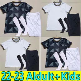 Maglie da calcio Jersey Aldult Suit Kid Kit Socks Corinth 22 23 Camisetas a casa Gabriel Jadson Senna Kazim Fagner Cantillo