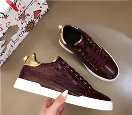 2022Top neue Mans Ankunft Freizeitschuhe Weiß Schwarz Rot Mode Herren Damen Leder Atmungsaktive Schuhe Open Low Sport Turnschuhe hcM0001