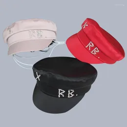 القبعات الساتان الماس رسالة Sboy قبعات النساء العسكرية المسطحة قابل للتعديل القبعات القبعات Gorras Gorra MujerBerets Chur22