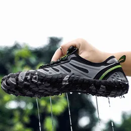 Fünf Finger Wasser Schuhe Unisex Strand Schuhe Plus Größe Turnschuhe Schnell Trocken Schwimmen Tauchen Rutschfeste Aqua Schuhe Männer zapatos Mujer Y220518