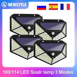 Lampada solare a led Lampada da esterno impermeabile a energia solare Proiettori Pir Sensore di movimento Lampione stradale per modalità di decorazione del giardino J220531