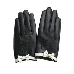 Five Fingers Luvas 2022 Moda Feminina Couro genuíno preto cinza cinza arco ovelha de pele de carneiro de inverno grossa/fino