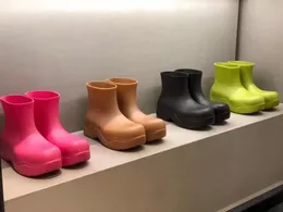 2022 designer luxury PUDDLE boots Rainboots Women men Candy colors Rubber Rain Waterproof Shoe Platform PVC Booties