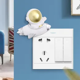 Miljövänligt harts hemvägg dekoration tillbehör söta tecknad utrymme astronaut switch klistermärke 3D väggklistermärken för barnrum