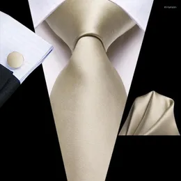 Bow Ties Light Champagne Solid Silk Wedding Tie for Men Handky Cufflink Necktie مجموعة تصميم أزياء حزب أعمال Drop Hi-Tie Miri22