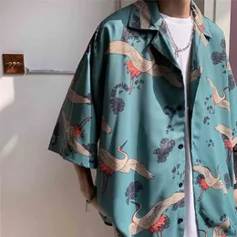 iiDossan Japanska Streetwear Harajuku-skjortor Herr HipHop Oversized Grus Japonensis Skjortor med tryck Kortärmade Casual Toppar 210331