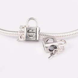 2022 Novo 100% 925 Sterling Silver Jewelry Padlock Key Key Charm Fit Fit Pandora Bracelet Jóias Diy Fazendo contas soltas Acessórios 790095C01