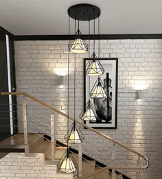 Diamentowe obrotowe schody lampy żyrandolskie Nordic Prosty Duplex Loft Skaczący Schody Light Długi Żyrandol Stairwell