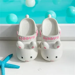 Kids Summer Slippers Boy Girl Cute Cartoon Rabbit Home Shoes Outdoor Soft Bottom Parent Child Beach Hole Sandals 220618