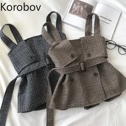 Korobov Autumn Winter Korean Chic Women Tank Top Vintage Streetwear Double Breasted Vest Slim Slashes Crop Tops 220318