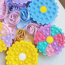 Daisies Fidget Toys Zero Wallet Novelty Games Press Bubble Decompression Toy Backpack One Shoulder Messenger Bag Children's Gifts