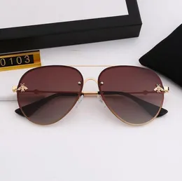 M Damen übergroß H G Sonnenbrille 622s er CD Luxus Designer Damen TB Farbverlauf FF Sonnenbrille Polarisierte Rahmen Attitude Case Vintage W