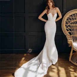 White Satin Mermaid Wedding Dresses Löstagbar tågklänning Crystal Belt Garden Brudklänningar 326 326