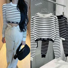 spring Navy style black and white stripe jacquard round neck long sleeve short wool sweater