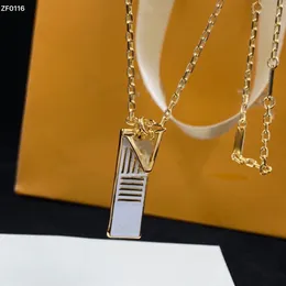Fashion V Letter Pendant Necklaces Stripe Vintage Brand Necklace Women Men Stainless Steel Cards Jewelry Hip Hop Accessories No Box