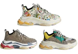 Autentic The Hacker Project Triple S Shoes Beige Green Yellow Flora Print 17fw Men Women Trainers Old Dad Platform Sneakers Paris Sport Wi