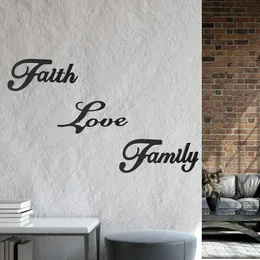 3 조각 금속 단어 기호, 검은 소박한 믿음 가족 사랑 벽 예술 기호