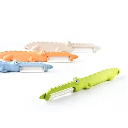 Lovely Cartoon Crocodile Ceramic Peeler Tools Scraping Scales Fruit Peeling Knife Potato Apple Vegetable Tool Kitchen Gadgets 20220512 D3