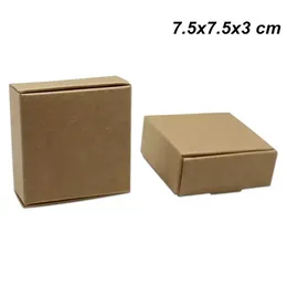 30 st/parti 7.5x7.5x3 cm Brown Kraft Paper Cake Cookie Box For Wedding Party Handmased Soap Paper Board smycken Ornament Pearl Packaging Boxes F0714