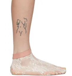 Дизайнерские кружевные чулочно -носовые носки для женщин для женщин летние дамы девушки с большим эластичным черным бежевым уличной одеждой