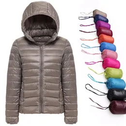 Piumino d'anatra bianco di marca 90% Donna Autunno Inverno Cappotto caldo Lady Parka antivento femminile ultraleggero 220801