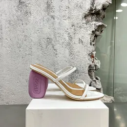 2022 جديد سيدة مصمم الصيف النساء الصنادل المفتوحة تو الصابون Sandalias جلد طبيعي عالية الكعب خنجر متجرد Zapatos Mujer أحذية