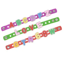 Anel de mão de mão de pulseira personalizada Candy Color Silicone Wrists Machine Bangles Ajustável Fit 18cm para Charms Mulheres Presente Infantil