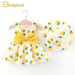 Gaun Bayi MusiM Panas Stroberi Dengan Topi Pita Besar Gaun Anak aline untuk anak perempuan pakaian musim panas gaun pantai byi untuk bayi 220611