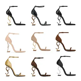 デザイナーサンダル OPYUM ハイヒールの女性のオープントゥスティレットヒールクラシックメタルレターサンダルファッションスタイリストの靴ボックスダストバッグ 35-41