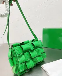 2022 Genuine Leather Shoulder Bag Women Flap Hobos Messenger Designer Handbags Candy Colors Evening Purse Crossbody Bags Size22*14cm