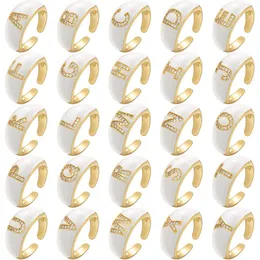 Cluster Ringe Weiße Farbe Chunky Für Frauen Emaille Buchstabe CZ Kristall Mode Offener Schmuck Großhandel VJ144Cluster