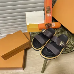 Tasarımcı Kauçuk Slide damga terlik Sandal Çiçek Brocade Deri Terlik Dişli Dipleri Flip Flops Kadın Çizgili Plajı Nedensel Sıkma Toka Üst Kalite F201