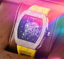 À venda Mens Hollow Diamonds transparentes Ring Watches 43mm Sports moradores de silicone Belt Belt Luxury Popular Quartz Wristwatches Presente de Natal favorito