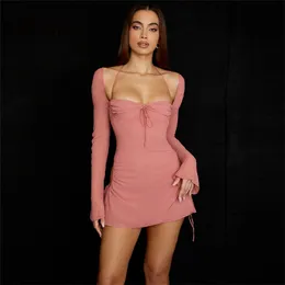 Xllais grossistföremål Kvinnor flare långärmad rosa klänning mode fyrkantiga krage bandage robes sexig klippt ut fest klubb vestidos 220630