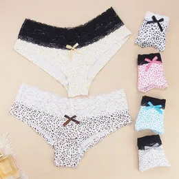 3 Pcs Lot Women Underwear Mixed Colors Random Lingerie Femme Sexy G String Thong Lace with Bow Pattern Pack of Panties Wholesale 220513