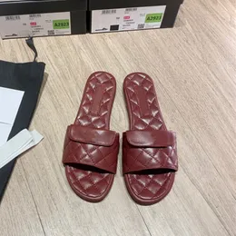 Nowa marka Kampy Kappy Masowe oryginalne skórzane sandały damskie slajdy plażowe letnie design zwykłe płaskie buty