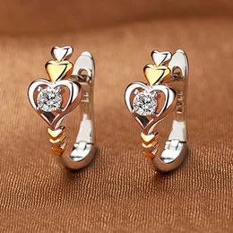 Biżuteria dla kobiet dla kobiet Popularne kolczyki Dangle Hoop Gold Heart Earrings