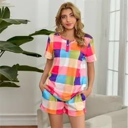 Rainbow Plaid Twopiece Set Home Women Pant Suit Oneck T Shirt Elastic midja Sexig Shorts Summer Casual Streetwear Pants Suits 220526