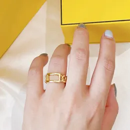 Fashiom Designer Rings Gold Chain Ring Engagements for Women Mens Ring Designers Smycken Ornament Storlek 8 9 9