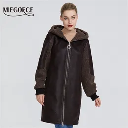 Miegofce New Winter Women Collection Faux Fur Jacket Ladies Coat 디자인 여성 Sheepskin Parka 무릎 길이 방풍 후드 T200507