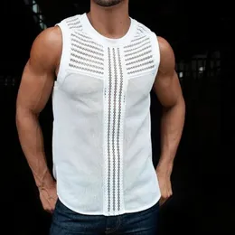 White Tank Top Men spetsar ihåliga ut sexiga toppar Sommarman Kläder Fashion Gym Fitnesskläder Män Slim Fit Vest -skjortor 220526
