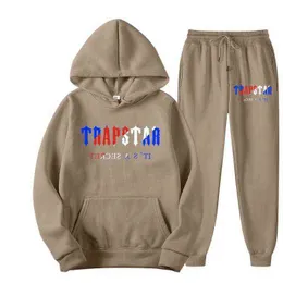 Brand Tracksuit TRAPSTAR Printed Sportswear Men 16 colors Warm Two Pieces Set Loose Hoodie Sweatshirt Pants jogging 220615 10000 Fashion trend