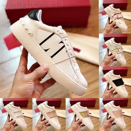 Excellent Top quality open untitled studs sneaker mens casual shoes Be My Red Studs Black Heel silver white pink band Ruthenium metallic leather