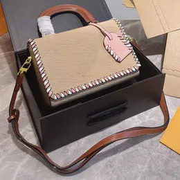 Büküm Crossbody Çanta Kadın Çanta Çanta Üst Kolu Tote Örgülü Kenar Flap Messenger Çanta Gerçek Deri Klasik Mektup Çıkarılabilir 011