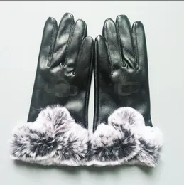 Autumn Winterladies 'Twine och Fleece Gloves Outdoor Glo Ves Woman Fashion Leather Glove S Cycling Sport Mettens Green