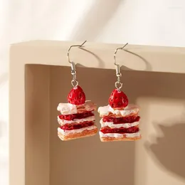 Dangle żyrandol 1pair Mini Food K inkuria truskawkowa żywica ciastka Drop Hook Donuts Biżuteria mody 2022