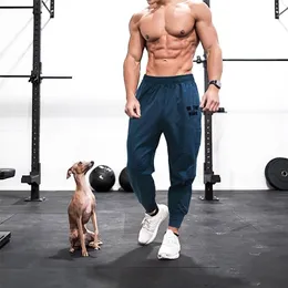 Pantaloni da jogging Pantaloni da uomo Fitness muscolare Pantaloni da corsa Allenamento Sport Quick Dry Gym Training Pantaloni sportivi Bodybuilding Beam Mouth Trouser 220621