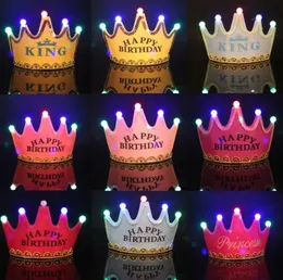 LED Crown Decoration Hat Christmas Cosplay King Princess Crown Happy Birthday Cap Luminous Xmas Hats Färgglada mousserande huvudbonader Free DHL F060701