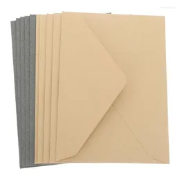 Presentf￶rpackning kuvert kuvert kort br￶llopbl￥sande inbjudningar f￶rpackning inbjudan tom rustik papper retro skrivare brevpapper goatinggift