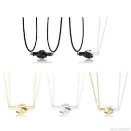 Pendant Necklaces 2-Pack Alloy Couple Necklace Hands Men & Women Hold Hand Magnetic Matching Jewelry Gifts For Lover 5 Colors Au13 21Pen